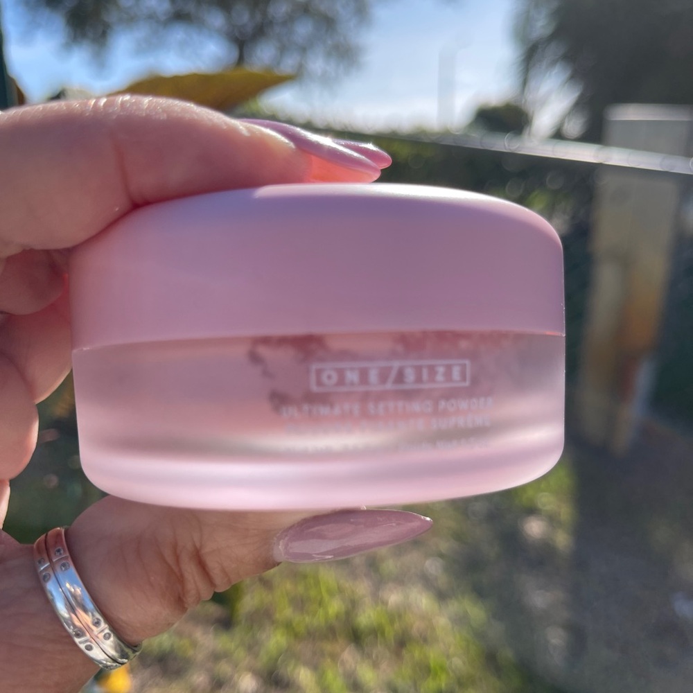 ONE/SIZE By Patrick Starrr Ultima Blurring Setting Powder In Ultra Pink - Picture 16 of 16